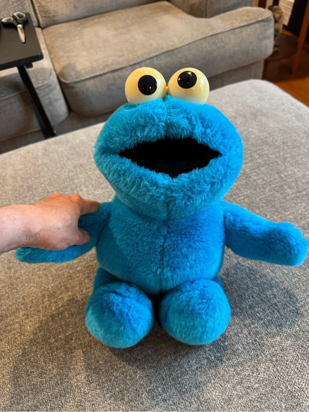 Vintage  1997 Tyco Sesame Street Tickle Me Cookie Monster (read description)